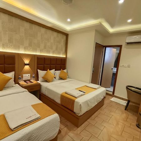 Hotel Riva International Goregaon- Near Nesco Bombay Extérieur photo