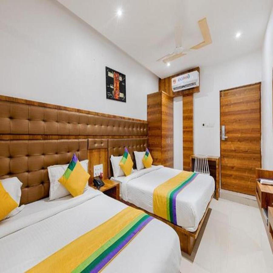 Hotel Riva International Goregaon- Near Nesco Bombay Extérieur photo